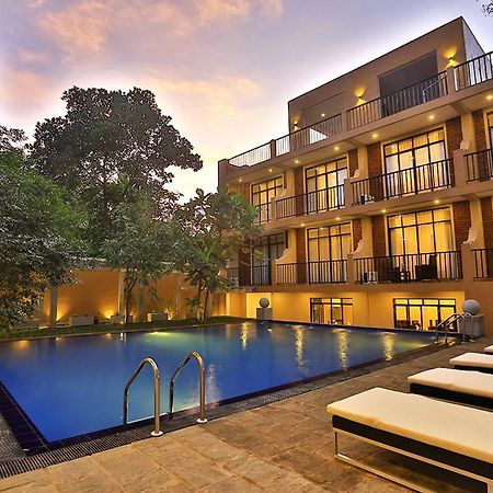 Lily'S Resort Habarana Bagian luar foto
